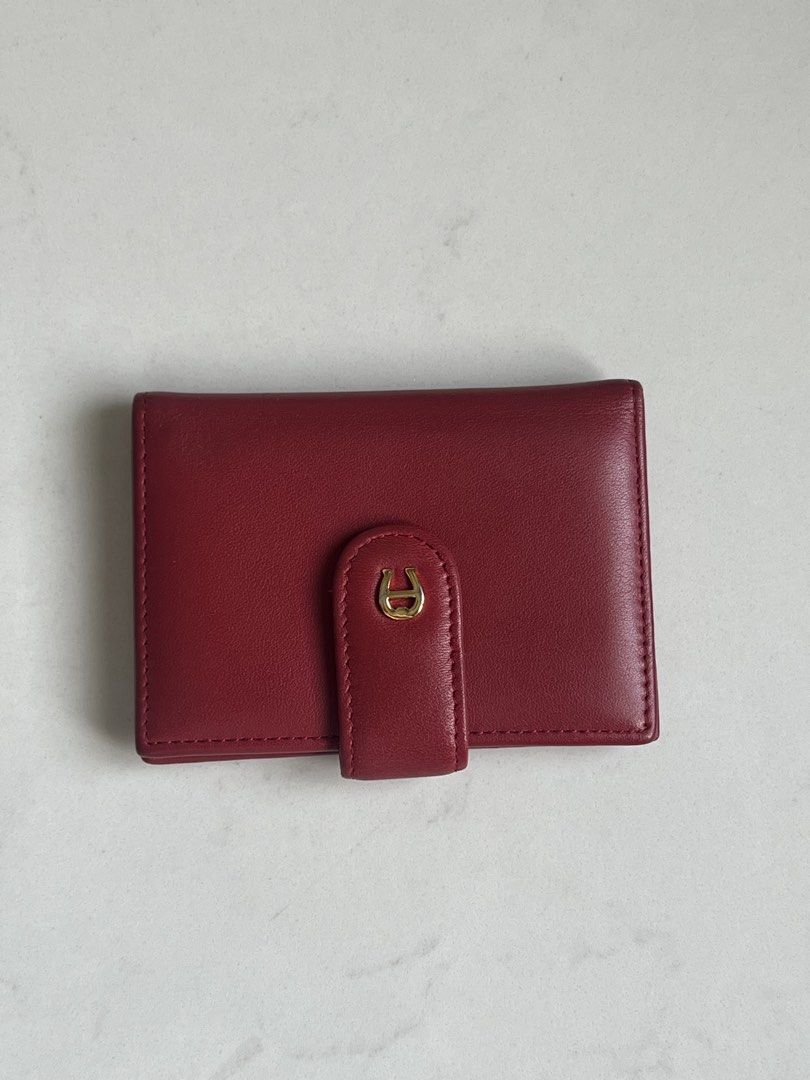 Etienne Aigner - Red Wallet (Category: Wallets & Card holders) located in Pasig City. Submitted by tiny_studios (Listing ID 1442964074, Image 1). Description: .