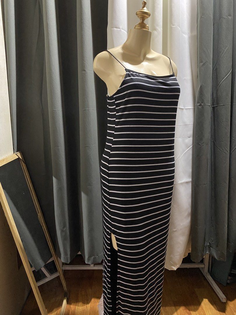 Faded rose stripe slit maxi strap dress (Category: Dresses) located in Taguig. Submitted by KL_Outfits (Listing ID 1443076104, Image 2). Description: .