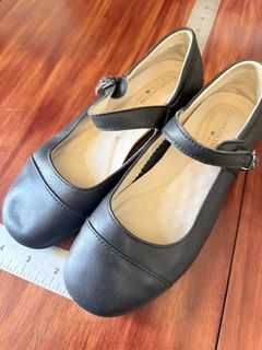 (Category: ) located in . Submitted by shop333 (Listing ID 1442929671, Image 1). Description: .