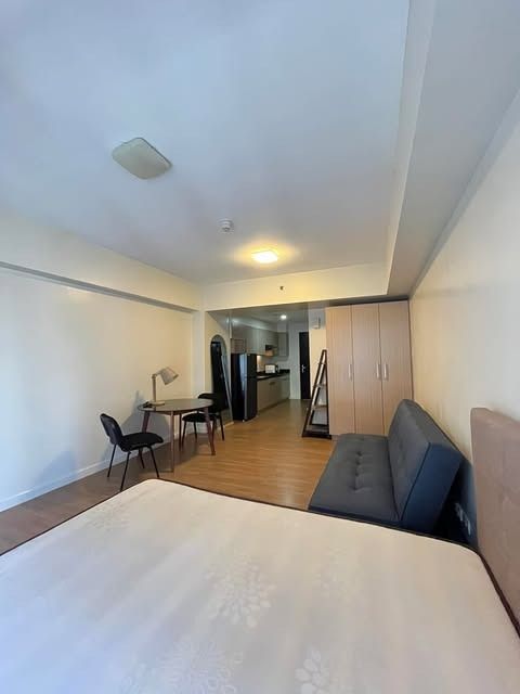 FOR LEASE — The Maridien Tower 2, BGC (Category: Apartments & Condos) located in Taguig. Submitted by louie.catandijan (Listing ID 1442946450, Image 2). Description: ✨ FOR LEASE — The Maridien Tower 2, BGC ✨ Looking for a cozy and fully furnished space in a prime location? This studio unit at The Maridien – Tower Two is now available and ready for move-in! 📍 Two Maridien Tower (U/C), 1201 26th St, Taguig, 1634 Metro Manila 🏢 Studio Unit 📐 36 s