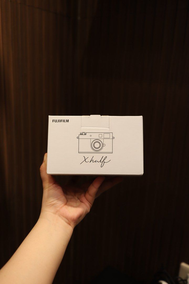Fujifilm X-Half Brand new (Category: Cameras) located in Manila. Submitted by jaimeeloutan (Listing ID 1443042166, Image 1). Description: 3 days sale! 29,990 only SRP brand new 6 pcs left 🔥 Brand new sealed! Fujifilm X-Half available onhand Available 3 Colors Presyong second hand fixed price mall price: ₱40,000 charcoal Silver Black Noir Silver Argent 📍we offer COP via Lbc cash on pick up sa Lbc branch or meet up SM Grand monumento 5th ave lrt.