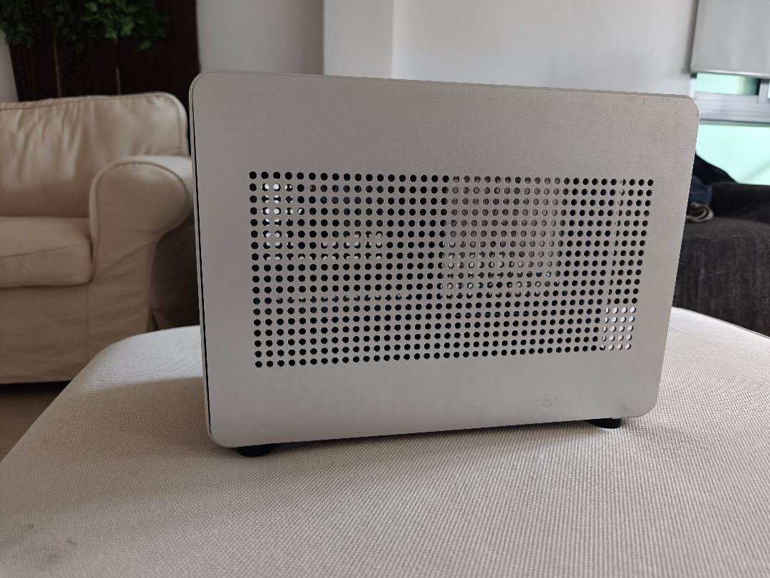 GEEEK G1 SE Silver Mini ITX Computer Case478354688013783041