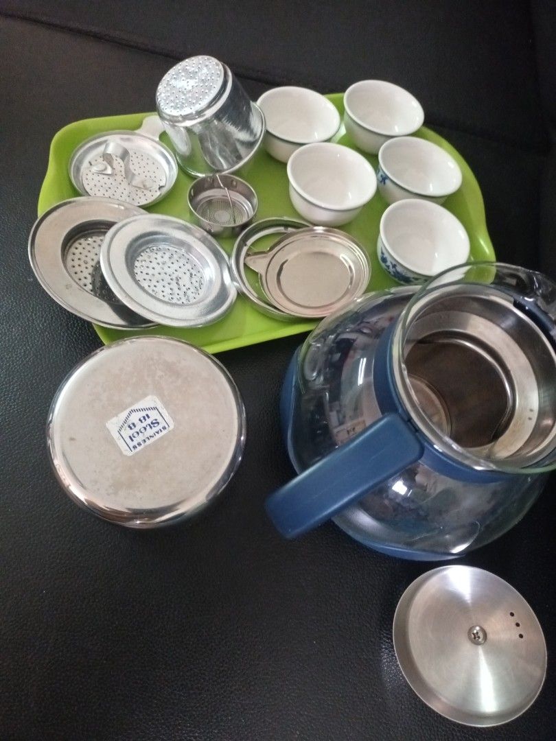 Glass Teapot with Cups and Strainers478310693276887041