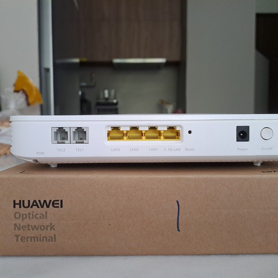 Huawei HG8240N ONT Router478359292782858241