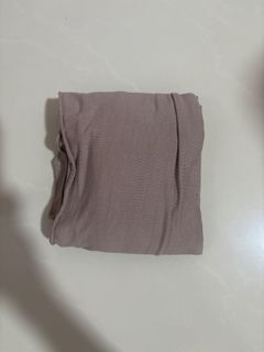 (Category: ) located in . Submitted by dubaichocolate (Listing ID 1443098936, Image 1). Description: .