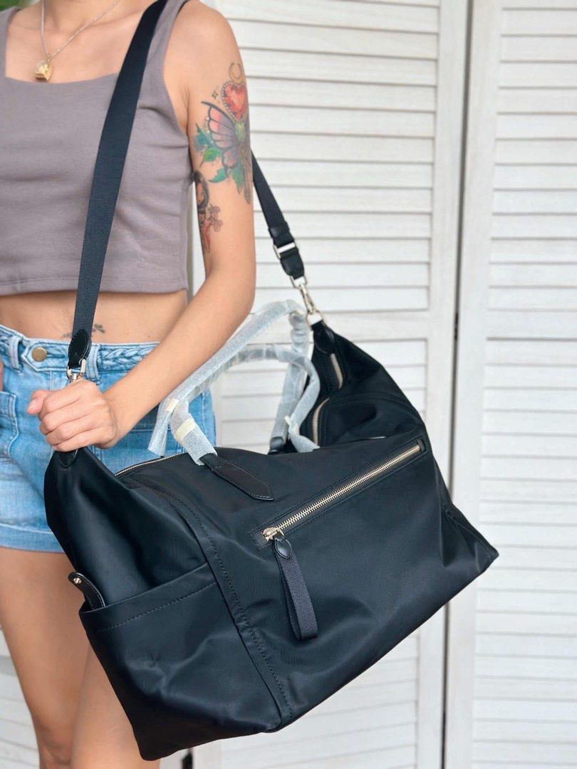 KateSpade weekender bag (Category: Shoulder Bags) located in Manila. Submitted by raya021 (Listing ID 1443039402, Image 3). Description: .