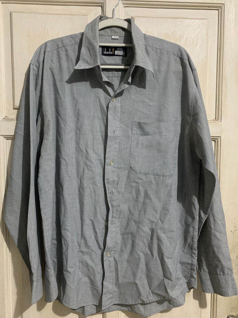 Kemeja kerja pria (Kategori: Atasan) berada di Jakarta Barat. Dikirim oleh prelovedbydieth (ID iklan 1443014888, Gambar 1). Deskripsi: Warna abu Size L Bisa sampe bb 80 Ld 115 cm muat .