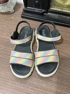 (Category: ) located in . Submitted by prelovedlagunaph (Listing ID 1443081447, Image 1). Description: .