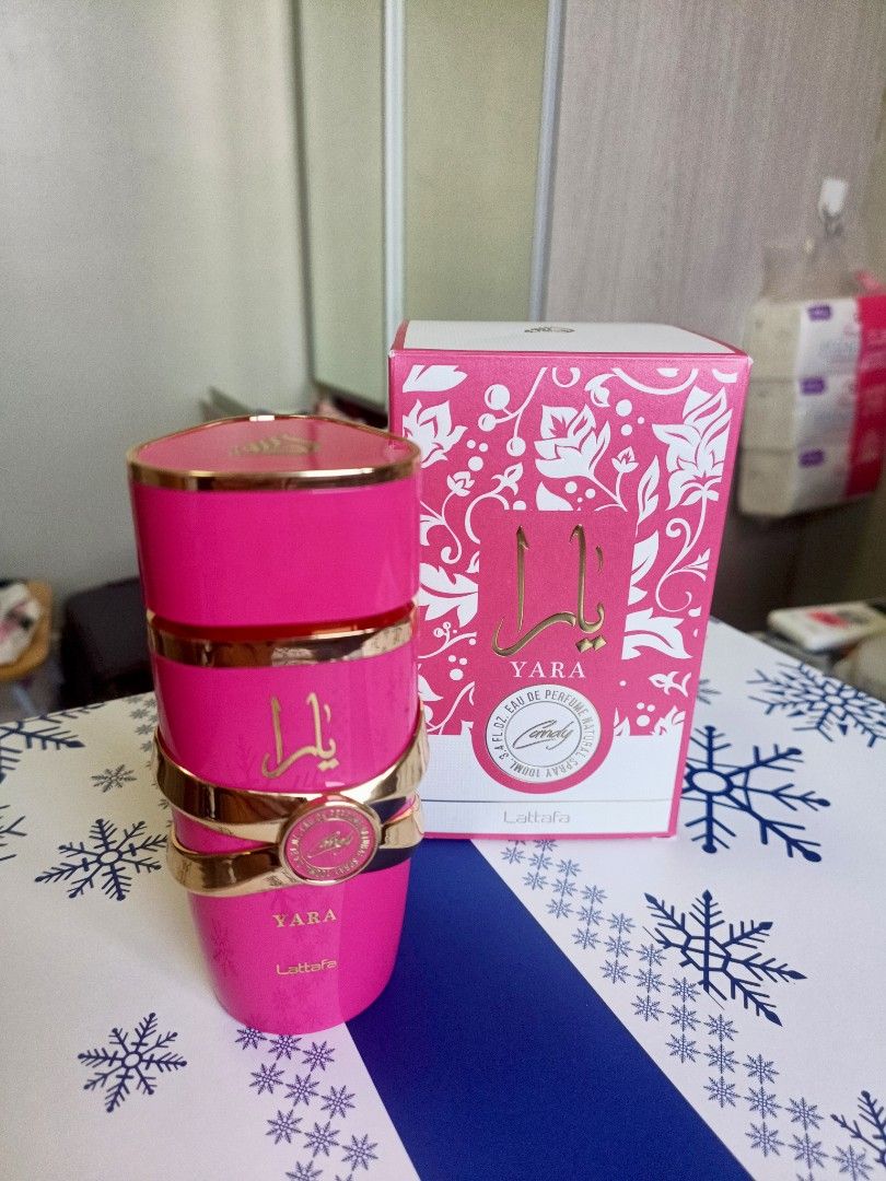 Lattafa Yara Candy Eau de Parfum Natural Spray 100ml (Category: Fragrance & Deodorants) located in Antipolo. Submitted by donn015 (Listing ID 1442953970, Image 3). Description: - Lattafa Yara Candy Eau de Parfum Natural Spray - 100ml bottle - Original pink and white box included - Features a bright pink bottle with elegant gold accents - Ideal fragrance for everyday wear - [AUTHENTIC] Lattafa Yara Candy Eau De Parfum 100ml (Brand New in Box) ​Pri