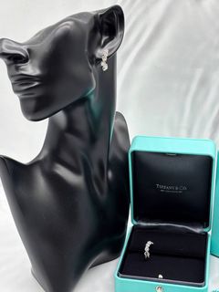 (Category: ) located in . Submitted by redrabbitluxury (Listing ID 1443079531, Image 1). Description: .