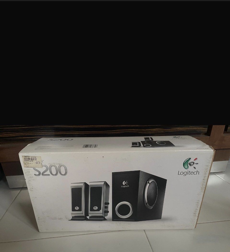 Logitech S200 2.1 Speaker System with Subwoofer