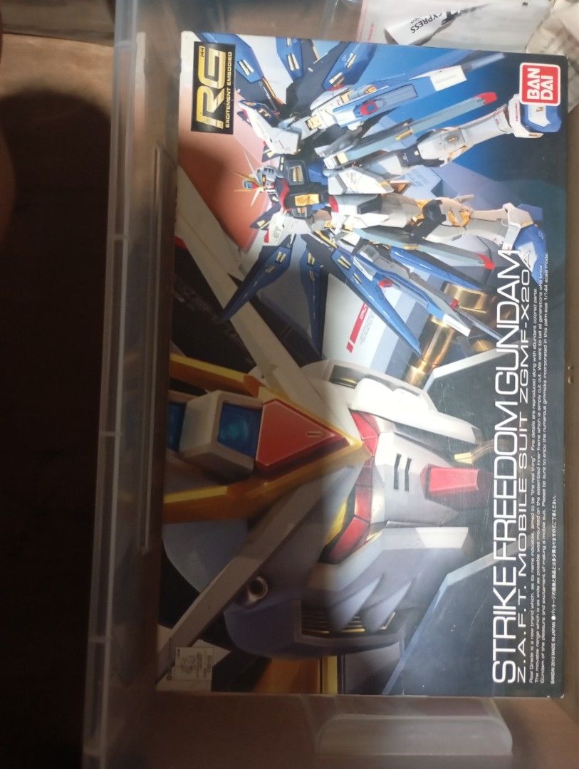 (LOOSE)Gundam Strike Freedom RG (Category: Gundam & Model Kits) located in Valenzuela. Submitted by hyrotitania (Listing ID 1442031728, Image 3). Description: For Sale Gundam Strike Freedom RG For 600 fixed loose siya all parts still have original box in good condition meetup along edsa carousel pickup Valenzuela dalandanan.