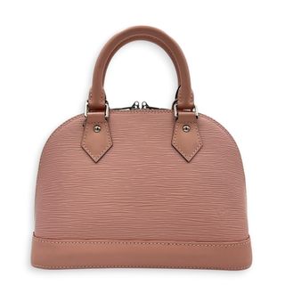 (Category: ) located in . Submitted by carousellluxury (Listing ID 1442969508, Image 1). Description: .