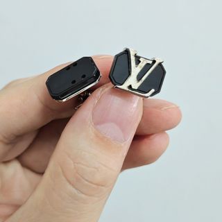 (Category: ) located in . Submitted by anotherwatchstore (Listing ID 1443070437, Image 1). Description: .
