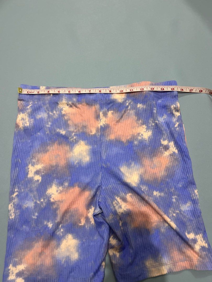 Lounge Short (Category: Activewear) located in Manila. Submitted by chen_clybelles (Listing ID 1443082724, Image 3). Description: Super soft material 💕.