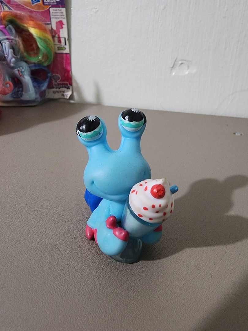 LPS Littlest Pet Shop #235 Hermit Crab (Category: Designer & Blind Box Toys) located in Manila. Submitted by rensyu (Listing ID 1443106554, Image 1). Description: RFS: Dupe From the series 4 blind box priced at 350 in toy kingdom JNT / Lala.