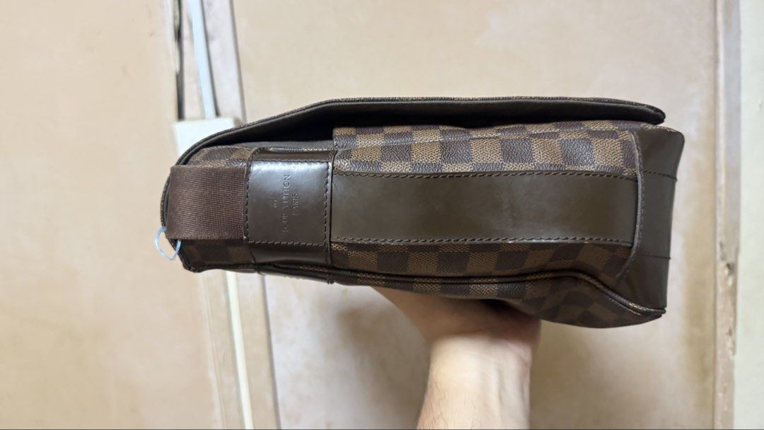 LV crossbody bag for men (Category: Cross-body Bags) located in Calamba. Submitted by ashvault (Listing ID 1442950977, Image 3). Description: Coded. Message for other photos. .