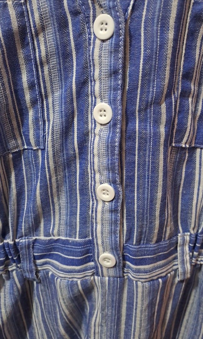 Medium Wash Striped Jumper (Category: Rompers) located in Pasay City. Submitted by ShopWithCat (Listing ID 1443023380, Image 3). Description: Hey loves! 💕 I’m doing a wardrobe cleanse and letting go of most of my favorite pieces. Everything here is in great condition, either brand new or lightly used, and ready to make someone else’s OOTD shine. ✨ 🛍️ Please note: Payment first policy. Will reserve the item to the person who send the payment fir