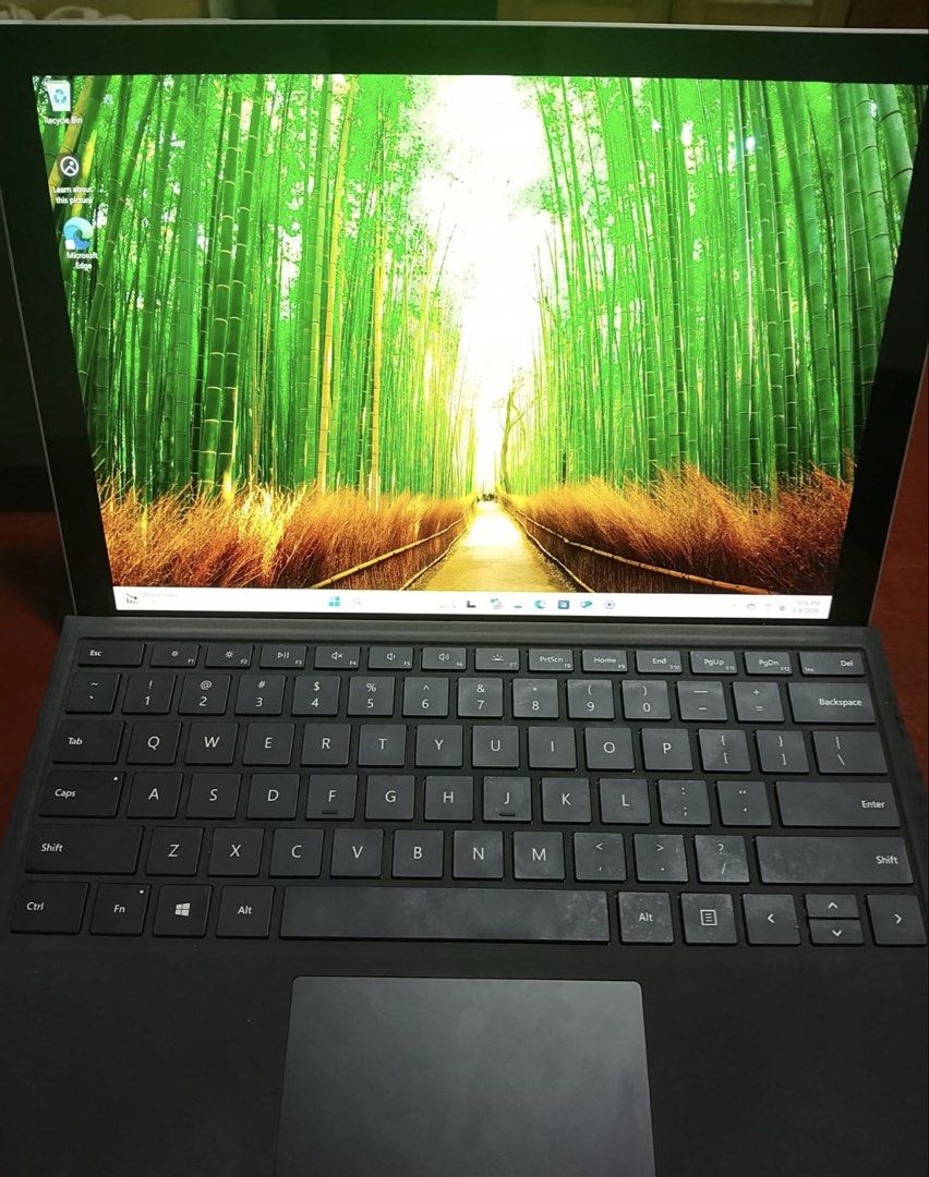 Microsoft Surface Pro 7 i7 16GB RAM 477GB SSD