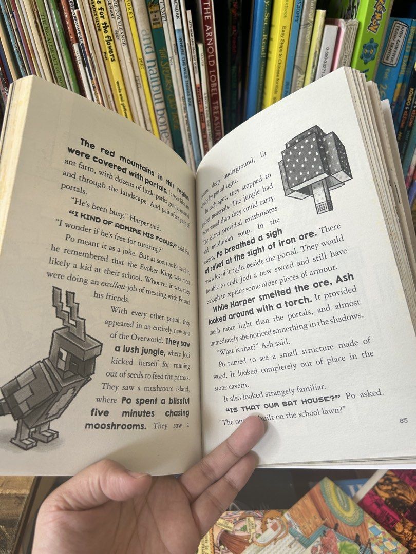 Minecraft novel kids (Category: Children's Books) located in Quezon City. Submitted by wonderlandbooksph (Listing ID 1442972183, Image 3). Description: J&t shipping.