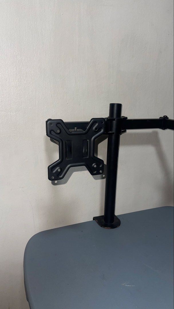 Monitor Arm (Category: Other Accessories) located in Muntinlupa City. Submitted by rileyprz (Listing ID 1443099258, Image 3). Description: Monitor Arm - No box - Good condition after 5+ years - Price Negotiable.
