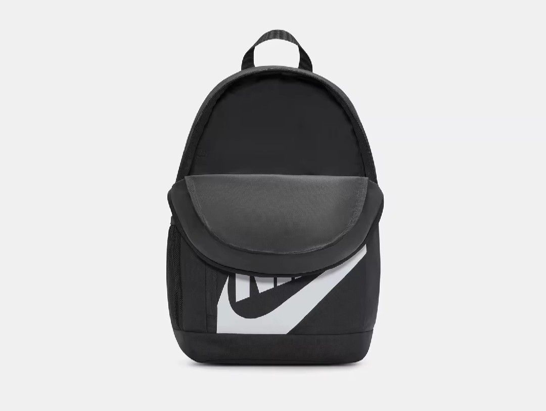 Nike elemental shoebox backpack (Category: Backpacks) located in Antipolo. Submitted by micheicheim (Listing ID 1443062004, Image 2). Description: .