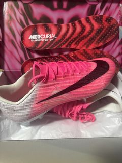 (Category: ) located in . Submitted by sneakersdude (Listing ID 1443102337, Image 1). Description: .