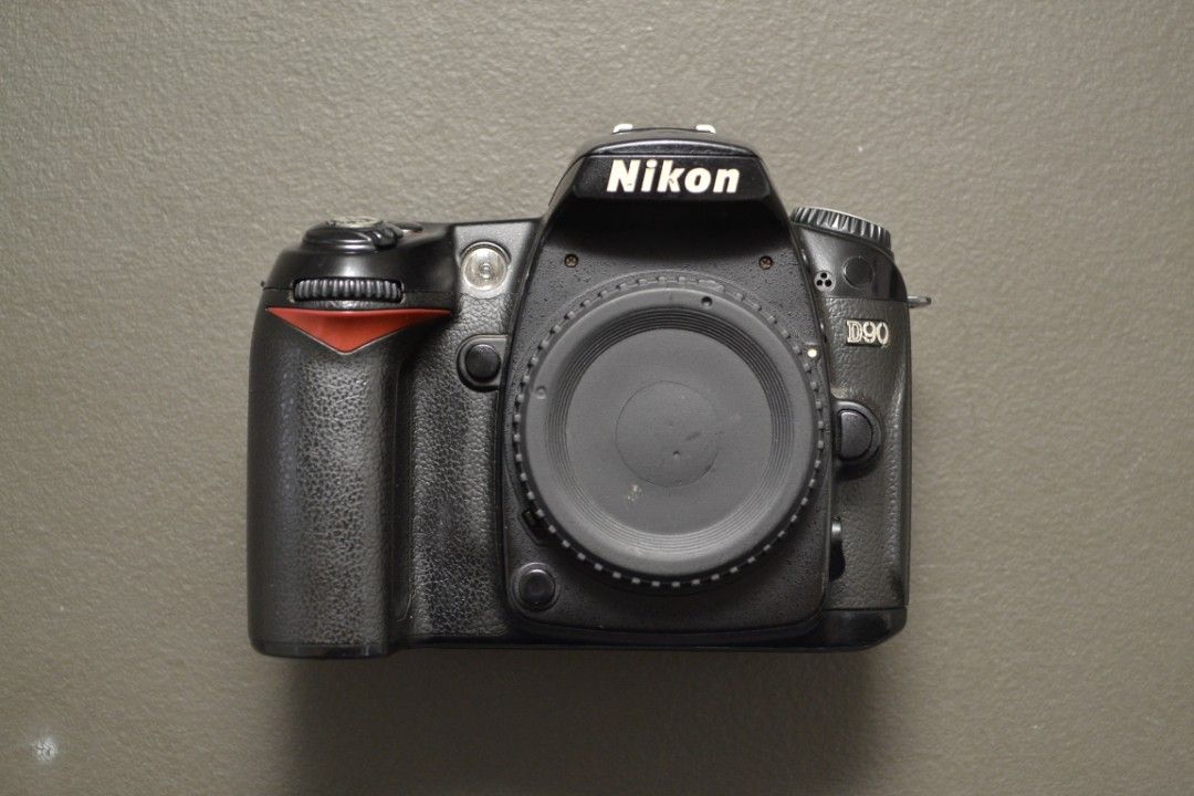 Nikon D90 Body only (Category: Cameras) located in Makati City. Submitted by carnikk (Listing ID 1443047502, Image 1). Description: Please read before you inquire Nikon D90 Body only DEFECTIVE inclusion: - battery (not working) Issue: -d nagshohoot, may error, but shutter mechanism is OK (mirror, shutter curtain, & aperture level) - Viewfinder, magulo yung letters/numbers ng shooting setting - burned screen but still viewable good for parts/repai