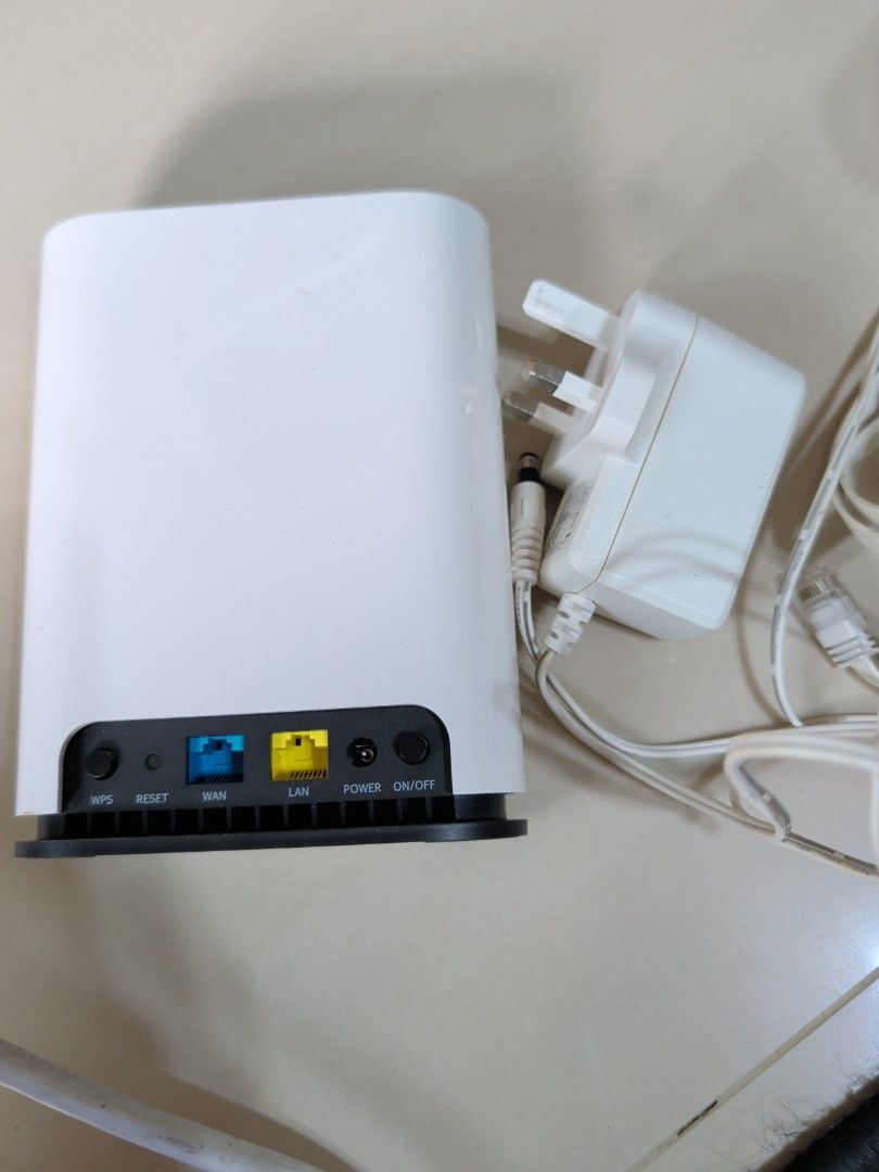 Nokia White Router with Power Adapter and Cables478359298801018881
