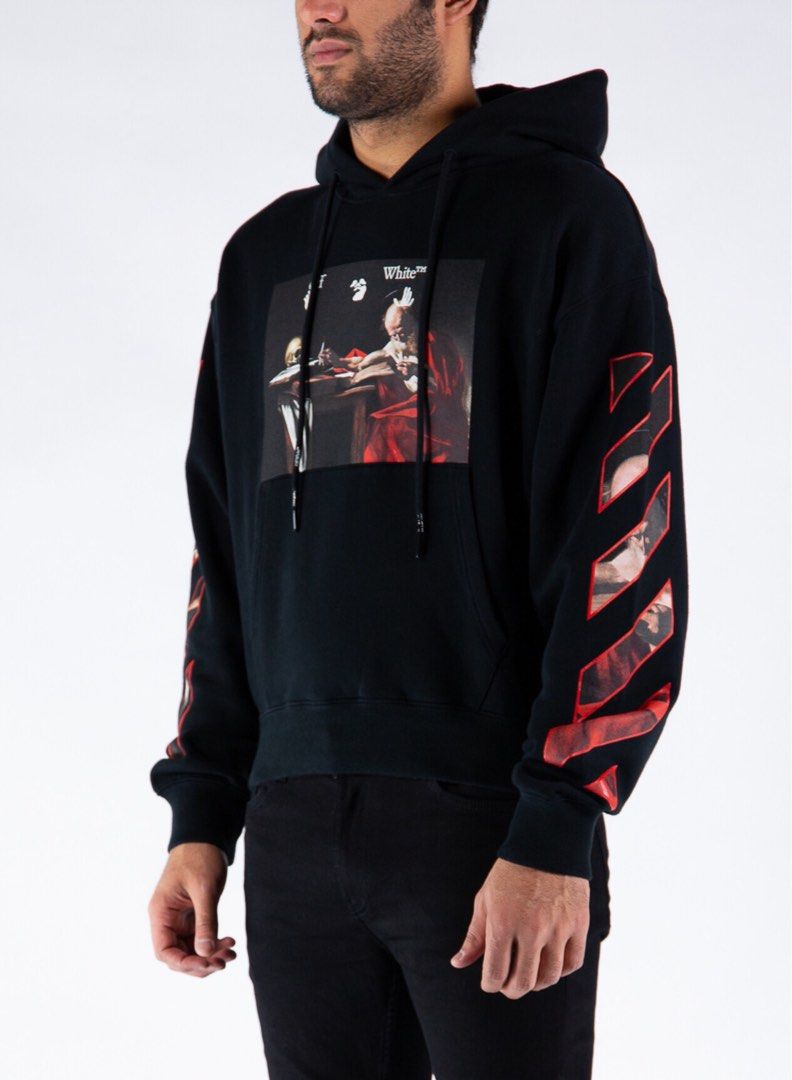 OFF WHITE (Category: Hoodies) located in Johor Bahru. Submitted by syla2nd (Listing ID 1443056143, Image 2). Description: VERY GOOD CDTN RARE JARANG TIMBUL SMALL SIZE PIT 24 LABUH 25 AUTHENTIC .