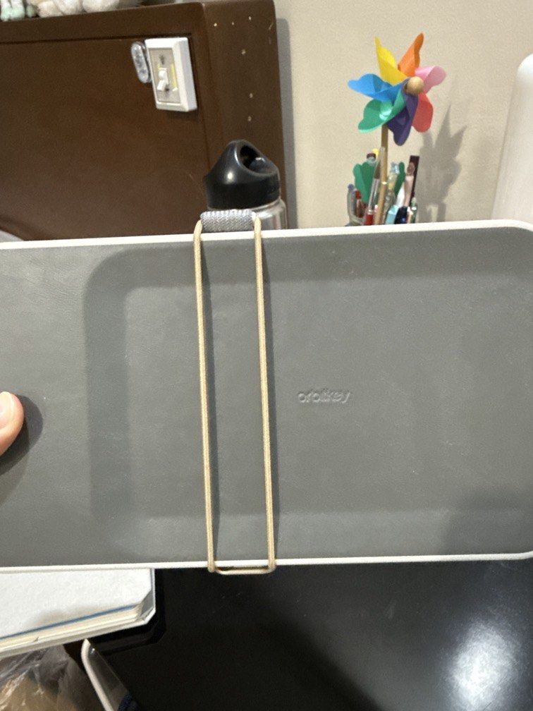 Orbitkey Organizer (Category: Other Accessories) located in Quezon City. Submitted by downthecatwalk (Listing ID 1443074932, Image 3). Description: Bought from Urban Traveller Like brand new.