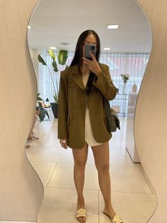 (Category: ) located in . Submitted by wardrobebykeith (Listing ID 1443104557, Image 1). Description: .