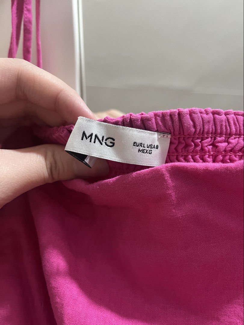 Pink dress MANGO (Category: Dresses) located in Manila. Submitted by bautistamo84058 (Listing ID 1443106383, Image 2). Description: Mango brand size large Best large-midsize Linen material Above knee .