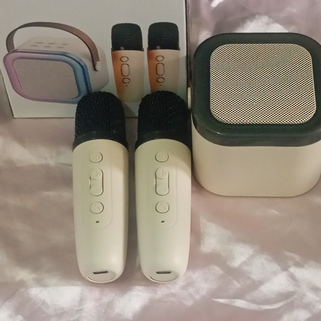 PORTABLE KARAOKE WITH 2 MIC 🎙️ (Category: Soundbars, Speakers & Amplifiers) located in Paranaque City. Submitted by powerzone0517 (Listing ID 1443035174, Image 1). Description: .