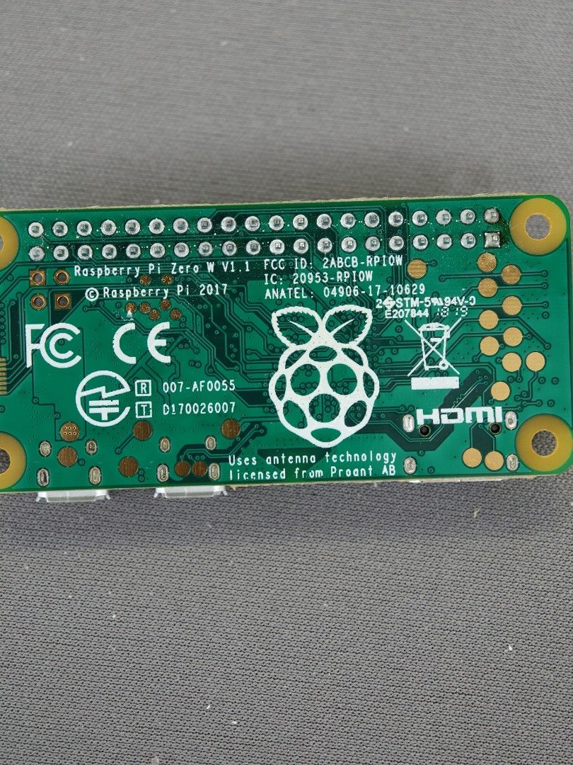 Raspberry Pi Zero W v1.1478242592040560640