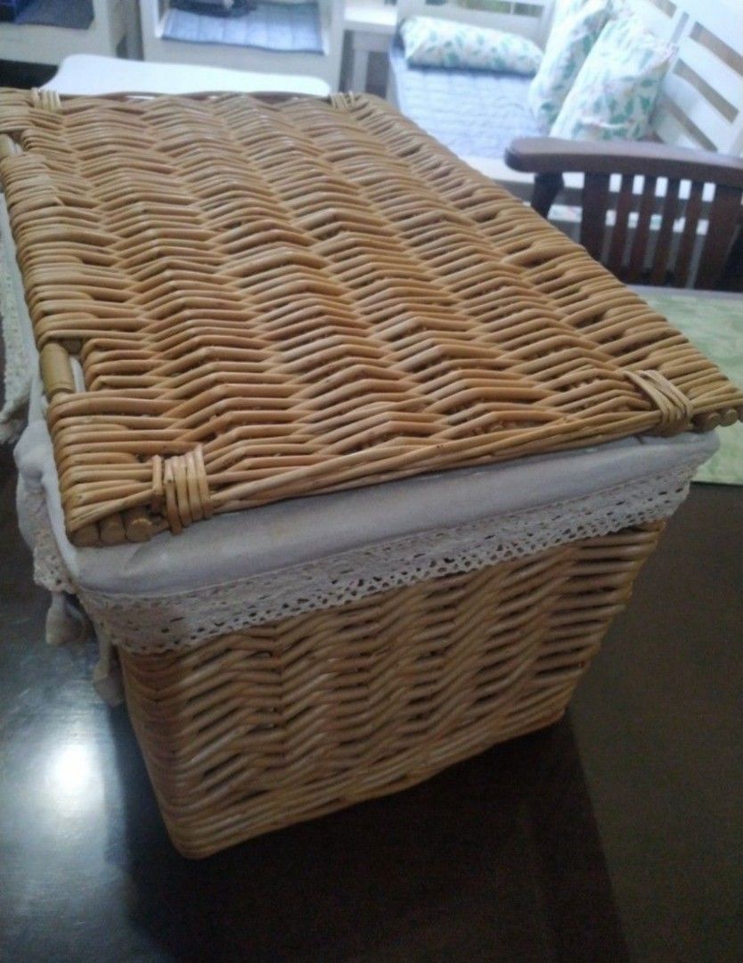 Rattan Storage Basket (Category: Storage Boxes & Baskets) located in Bulacan. Submitted by mitchikoscollection (Listing ID 1442941712, Image 1). Description: 🩷‼️Courier Lalamove only‼️1K above J&T‼️🩷 - Vintage Thick Rattan - Woven wicker basket with a hinged lid - Includes a fabric liner with delicate lace trim - Ties secure the liner in place - Ideal for storage, organization, or decorative purposes.