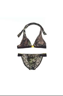(Category: ) located in . Submitted by f0urpicks (Listing ID 1443096873, Image 1). Description: .