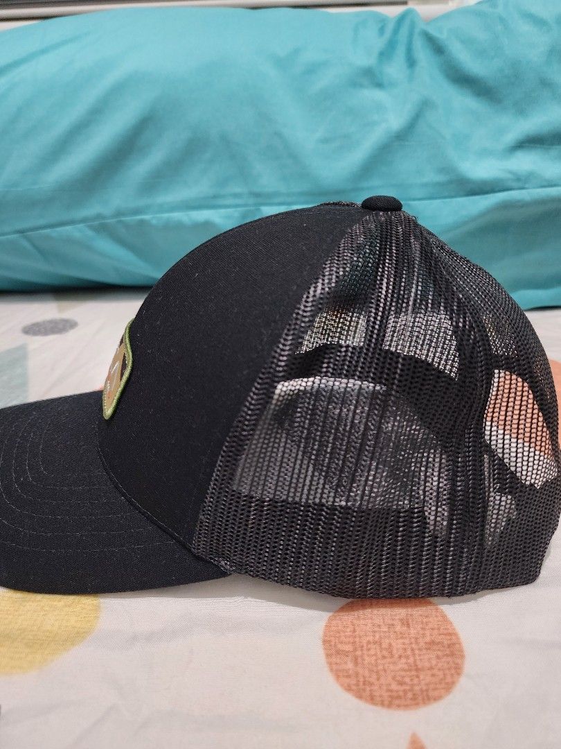 RVCA Trucker Cap (Category: Caps & Hats) located in Las Pinas. Submitted by jojames223.1 (Listing ID 1442978849, Image 2). Description: RVCA Trucker Cap Condition: Good as new, used mga 5x lang Rfs: decluttering Price: 500 php (nego) Las Piñas or Imus area.