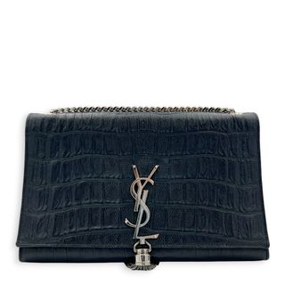 (Category: ) located in . Submitted by carousellluxury (Listing ID 1442991608, Image 1). Description: .