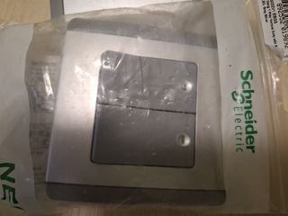 （分類：）位於 。 由 flower20212021 提交（商品編號 1442984833，圖片 1）。簡介： 。