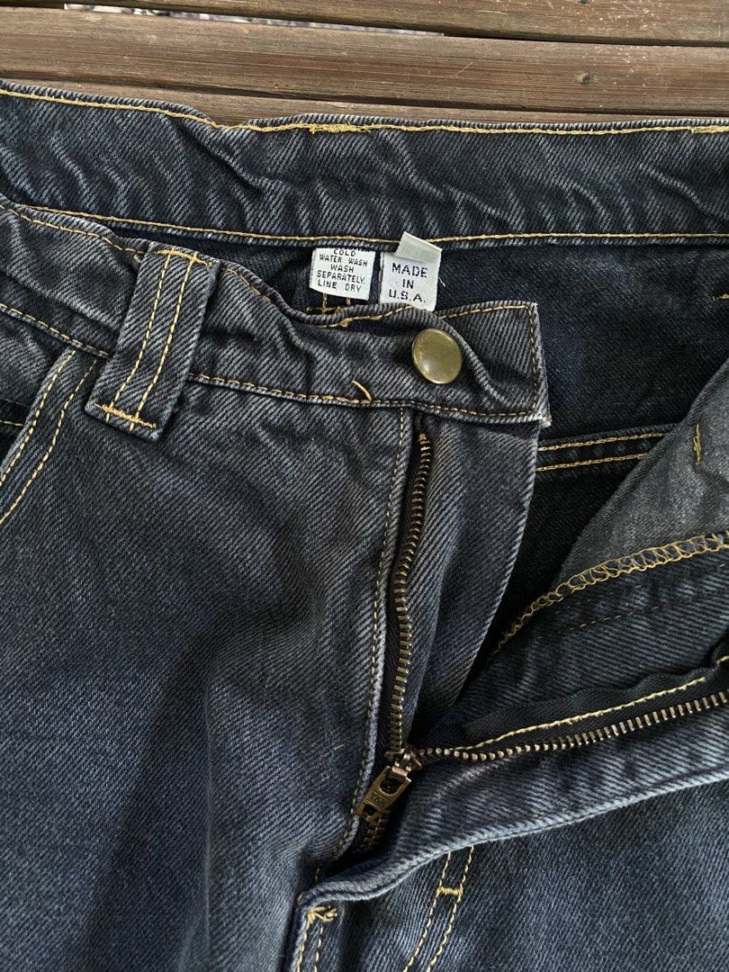 Sjobeck Denim Jeans - Dark Wash (Category: Jeans) located in Digos. Submitted by oldtuff_ (Listing ID 1442926383, Image 3). Description: waist: 30-32 length: 42.5 inches hem: 9.5 inches color rate: 9.5/10 no issue no alteration Great condition - Sjobeck dark wash denim jeans - Classic five-pocket style - Made in USA - Relaxed fit for comfort - Ideal for everyday wear - Please check photos for detailed condition .