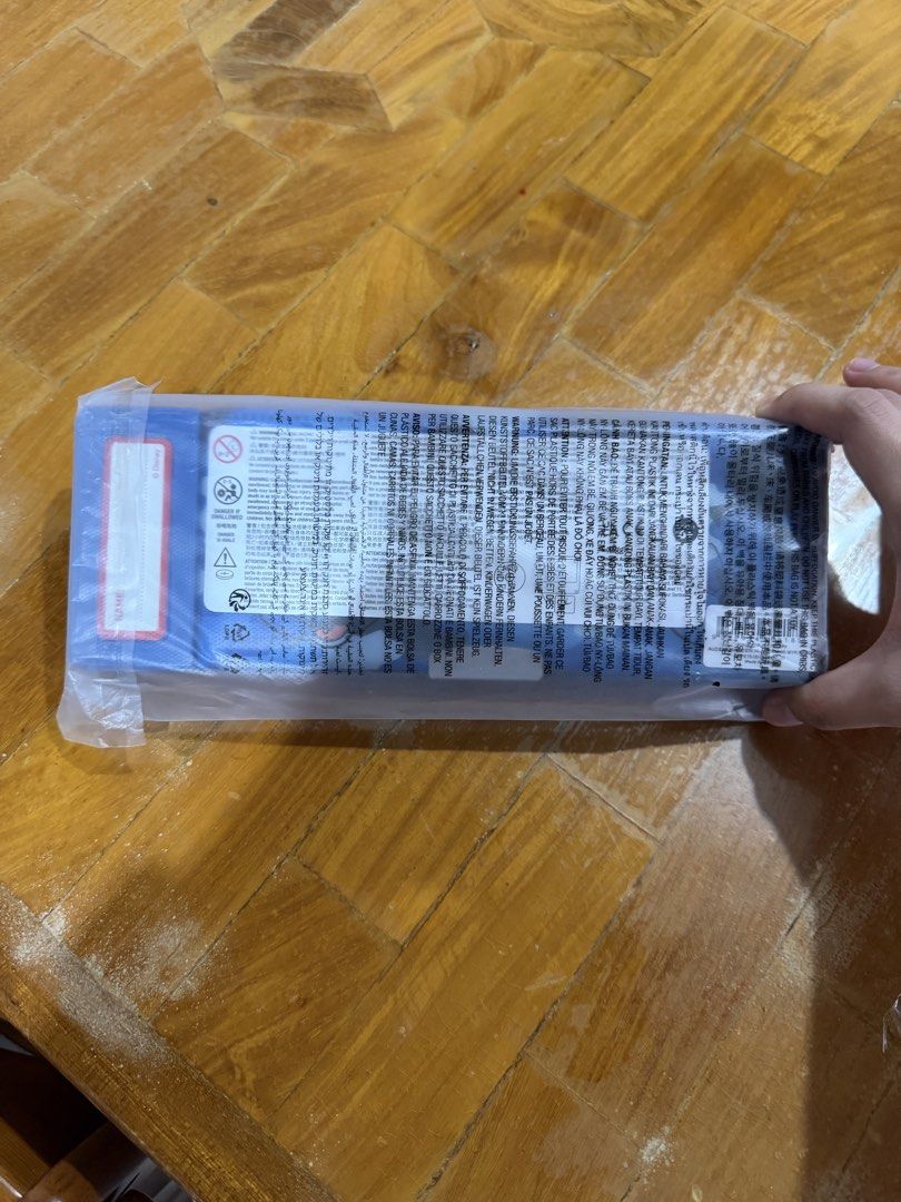 Smiggle Disney Mickey Mouse Pencil Case (Category: Stationery & School Supplies) located in Manila. Submitted by preloved_new_forsale (Listing ID 1442999206, Image 2). Description: - Cool Mickey Mouse pencil case - Blue camouflage design with all-over Mickey face print - Includes a built-in calculator and other side buttons - Ideal for school supplies or desk organization - Comes in original packaging, brand new.
