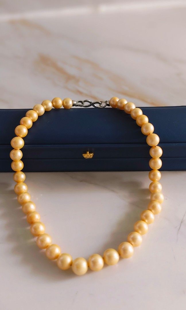 South pearl necklace choker type (Category: Necklaces) located in Davao. Submitted by zinbad (Listing ID 1442968143, Image 3). Description: .