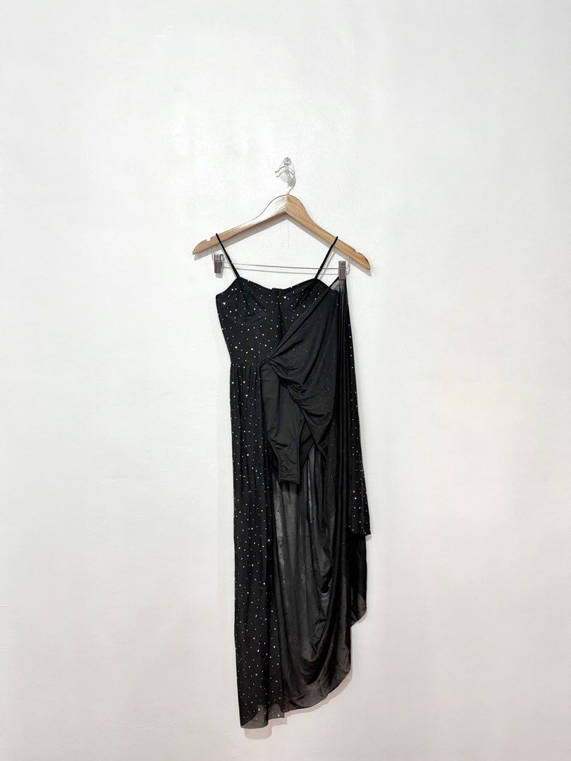 Sparkly Bustier Bodysuit/Dress (Category: Dresses) located in Quezon City. Submitted by h.eart (Listing ID 1443090315, Image 2). Description: Washed but not never used No flaws Size Small in tag but fits Medium No when worn Actual photos posted.