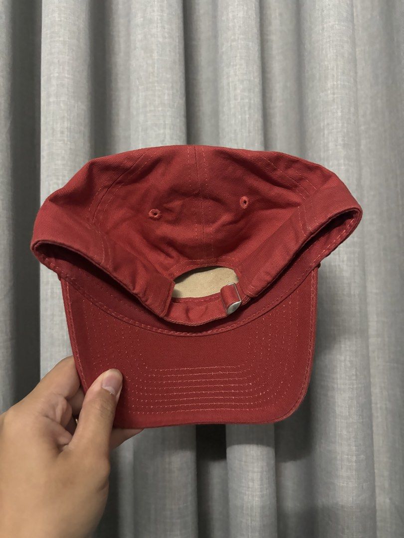 Sporty and rich cap (Category: Caps & Hats) located in Manila. Submitted by Caps4everyone (Listing ID 1443103038, Image 2). Description: For sale only Price: 1,800 Location: caloocan Shipping: lbc and lalamove Pm for sure buyer only.