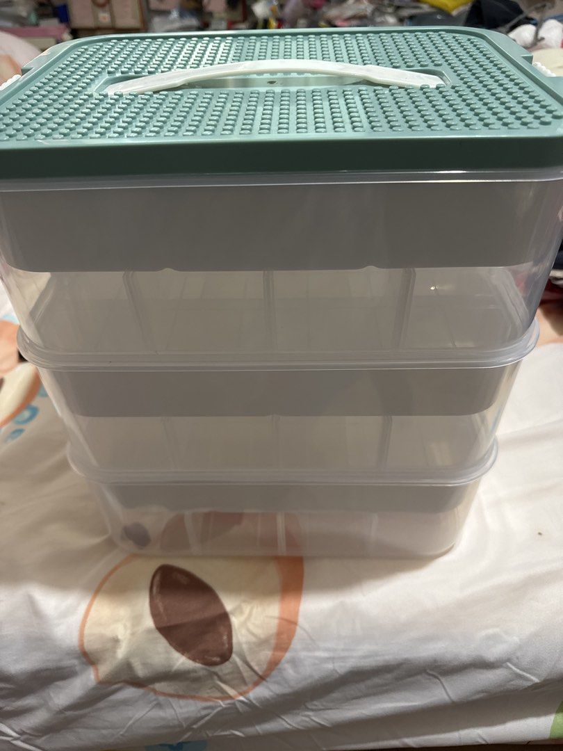 Stackable Storage Box with Lid and Handle478299667941314560