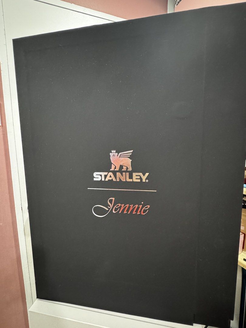 Limited Edition Stanley x Jennie Collection (Category: Water Bottles & Tumblers) located in Bacoor. Submitted by mommyjameetan (Listing ID 1443006309, Image 3). Description: Stanley Luxe Quencher with Box and Accessories. Blackpink Jennie.