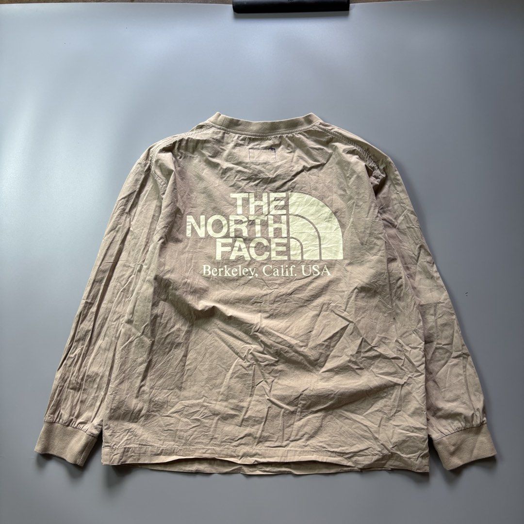 THE NORTH FACE PURPLE LABEL LONGSLEEVE (Category: Coats, Jackets and Outerwear) located in Manila. Submitted by don444 (Listing ID 1442992057, Image 2). Description: THE NORTH FACE PURPLE LABEL size S on tag 23x26 good condition ₱700 📍North Caloocan.