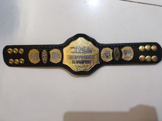 (Category: ) located in . Submitted by ringsidemerch (Listing ID 1442928398, Image 1). Description: .