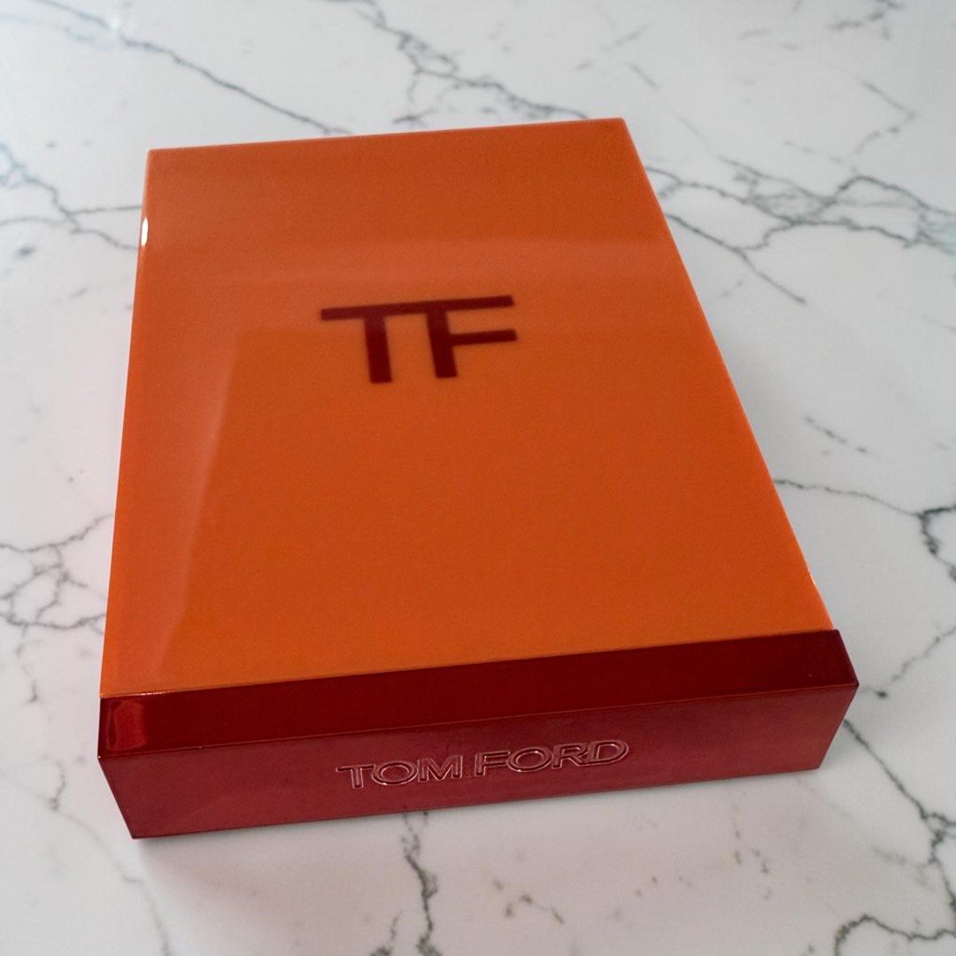 Tom Ford Eyeshadow Quad (Category: Makeup) located in Davao. Submitted by gr8stmom_melissa (Listing ID 1443058676, Image 2). Description: Used very few times only. Both applicators are unused. SRP: ₱6k+++.